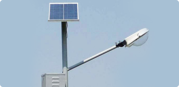 Solar street lighting installation